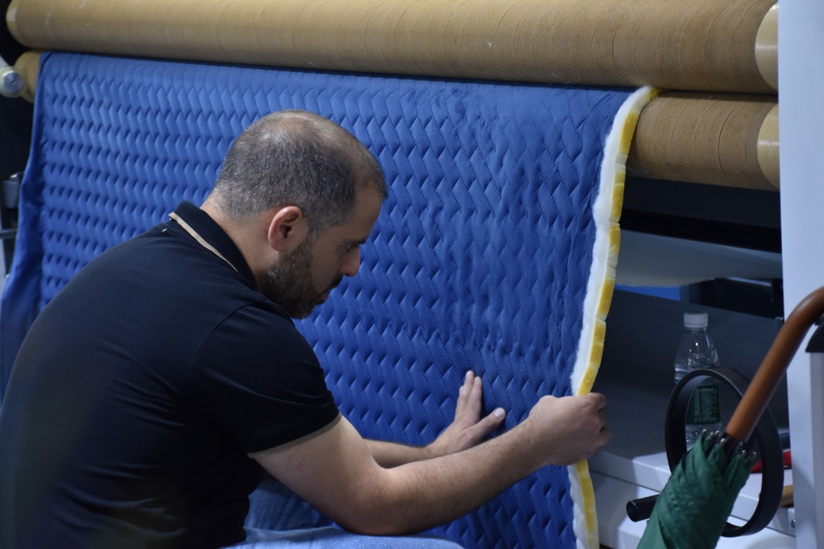 GENMAX-Ultrasonic-Quilting-Machine-at-guangzhou-CIFF-2026-5.JPG