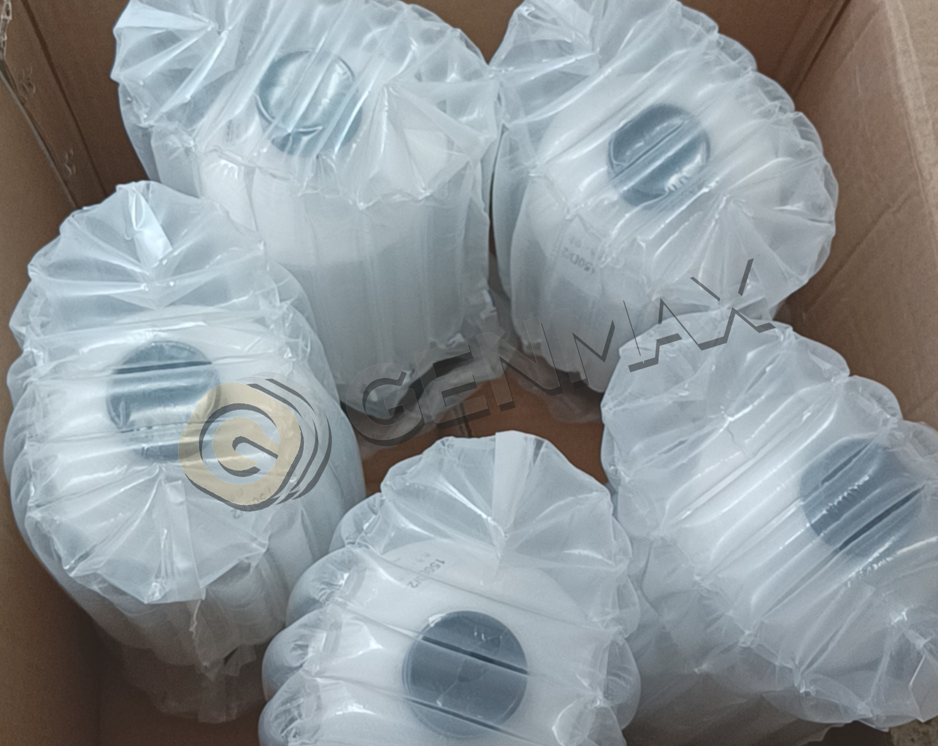 100%POLYSTER THREAD (4)