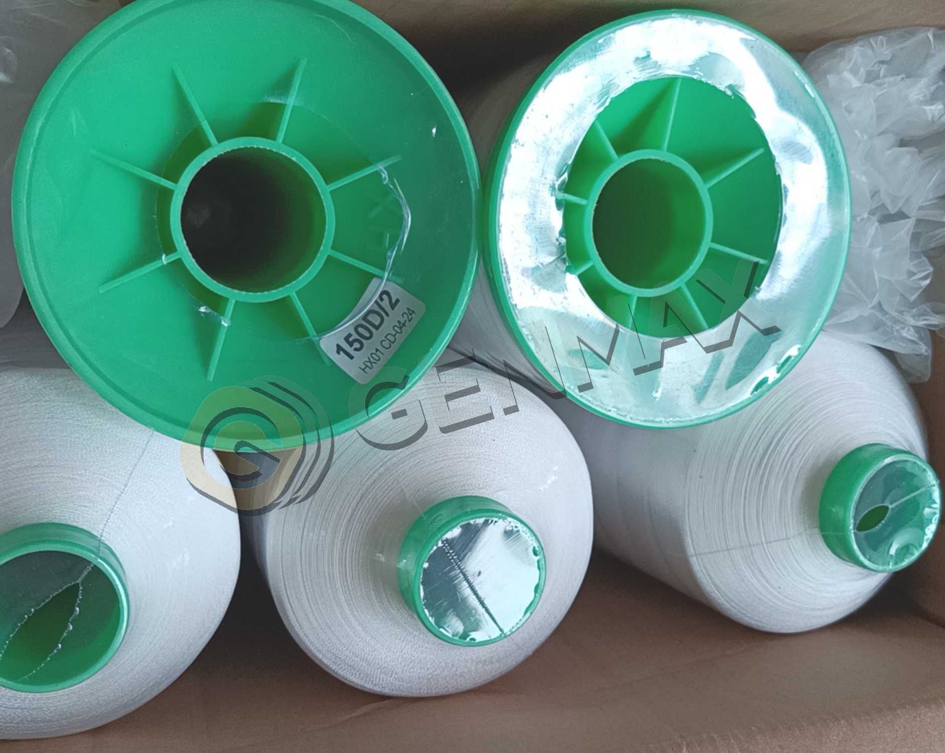 100%POLYSTER THREAD (3)